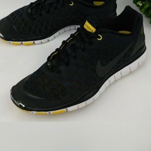 Women’s Nike Free Livestrong 4.0 (9.5)